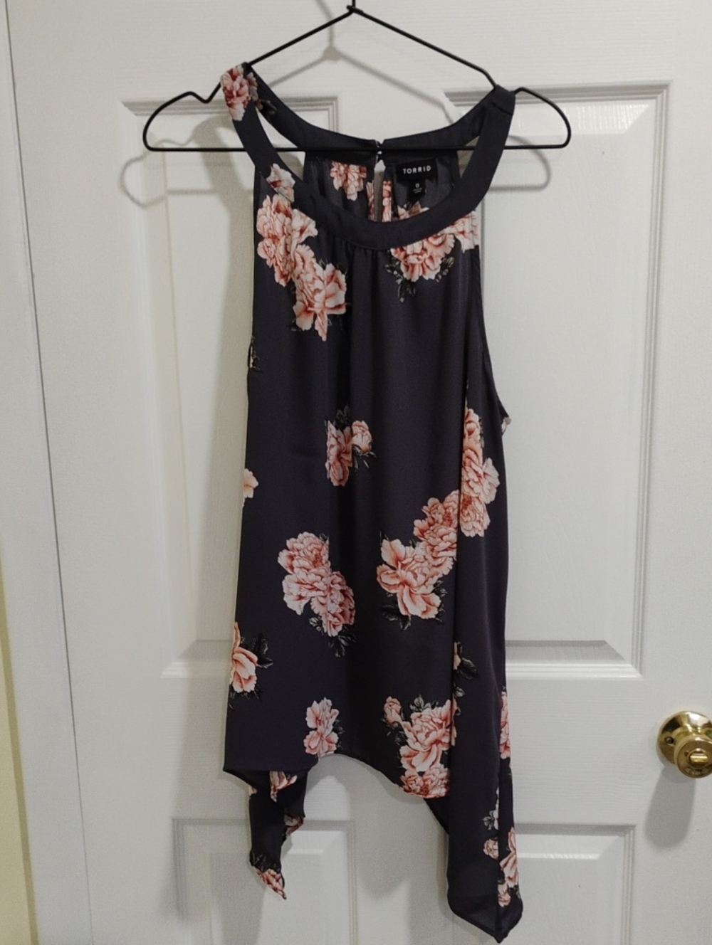 torrid Floral Hanky-Hem Tank with Pink Blooms